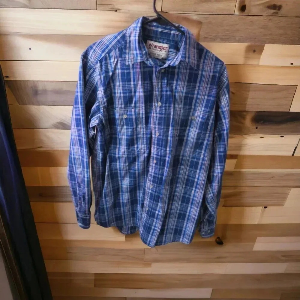 Wrangler Rugged Wear Wrinkle Resist Plaid Mens Medium Long Sleeve